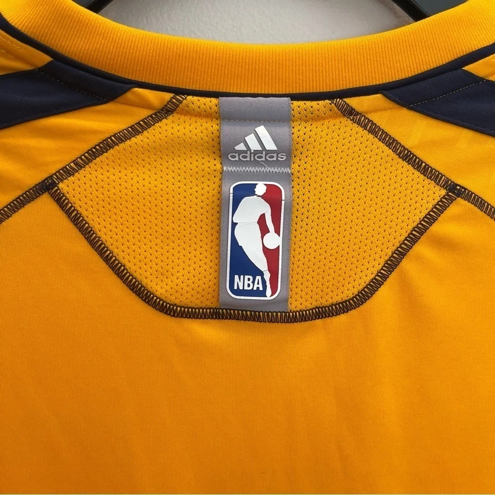 AG:  Adidas Climacool Indiana Pacers Shirt Men’s Size M Long Sleeves Yellow
